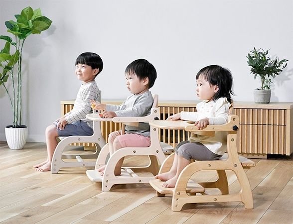 正しい姿勢で座れる子ども用「すくすくローチェア」リニューアル。成長に合わせて調節できる！