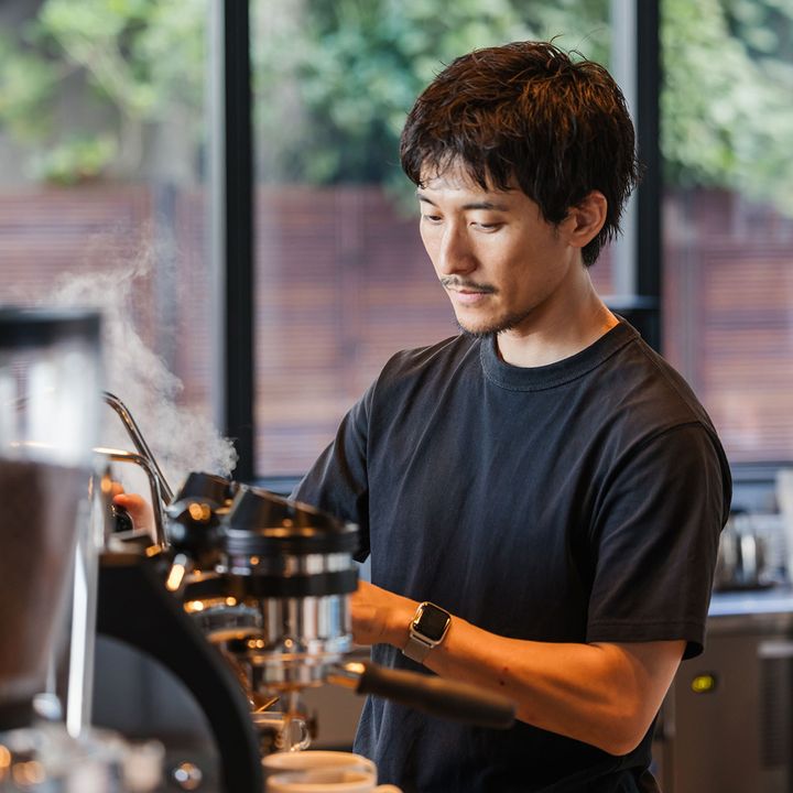 FUGLENのヘッドロースター・吉田友翔さん