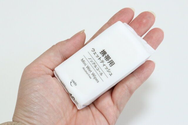 ミニウェットティッシュ（10枚×4組） コンパクト