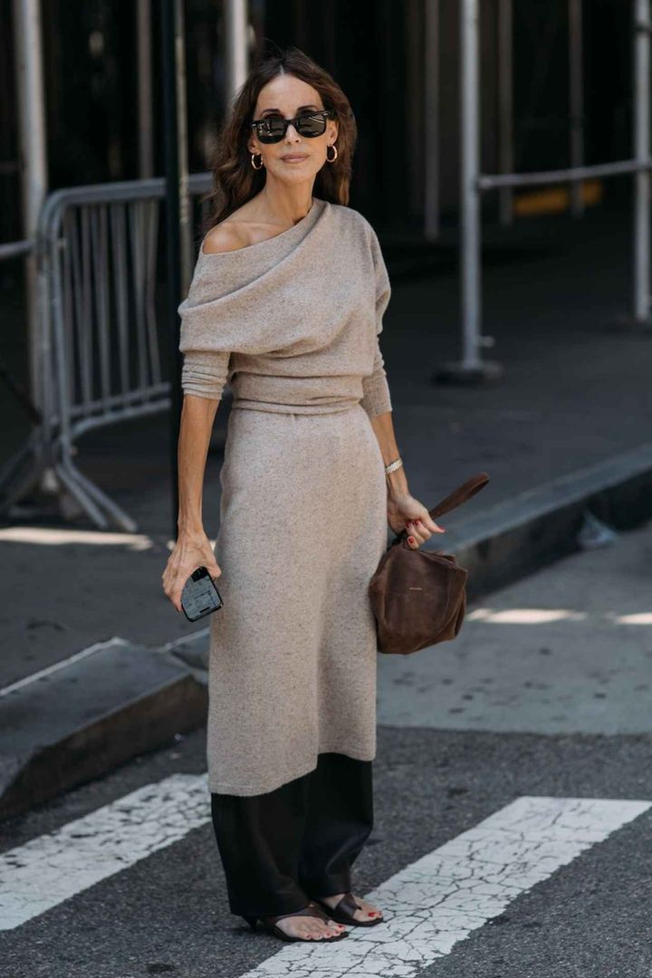 画像: パンツを忍ばせ凝った見た目に整える