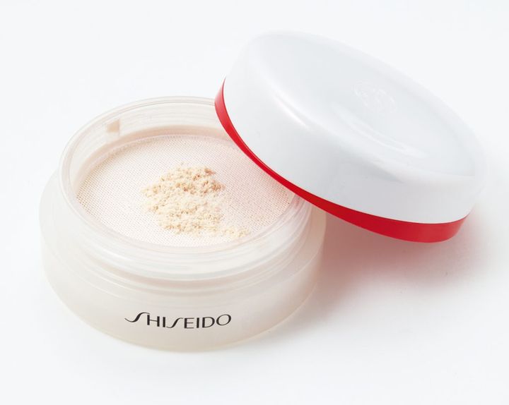 〈SHISEIDO〉のエッセンス スキンセッティング パウダー 01 Hydrating GLOW