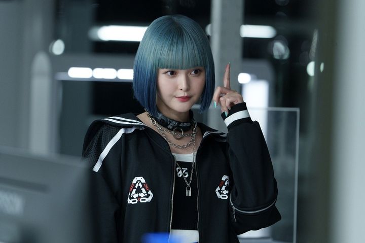 © 麻生羽呂・小学館／ROBOT 