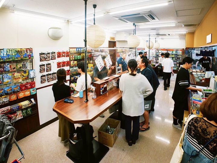 神泉『みさわ』の内観