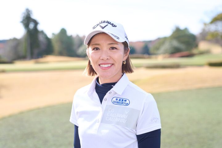 女子プロ4人がアイアンの上達法を解説！フェースの真芯をとらえる