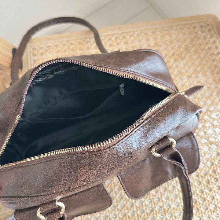 画像: しっかり収納できるサイズ感