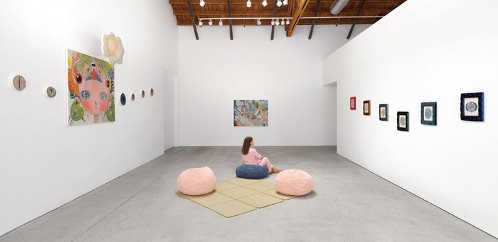 アメリカのギャラリー「ペロタン・ロサンゼルス」で開催された、カイカイキキ所属アーティストのAYA TAKANOの11回目の個展