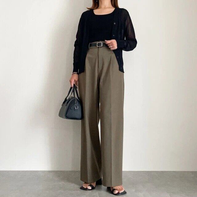 ユニクロタックワイドパンツお手本コーデ
