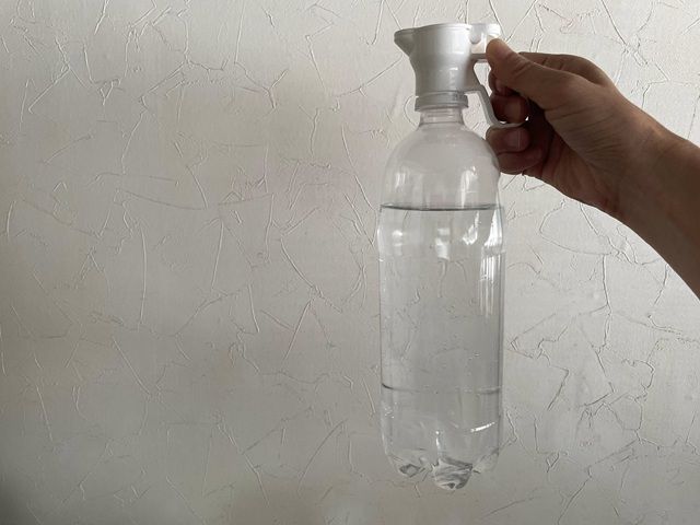 ダイソー ペットボトルキャップ（ワンタッチ）350mlから2L取り付けられる