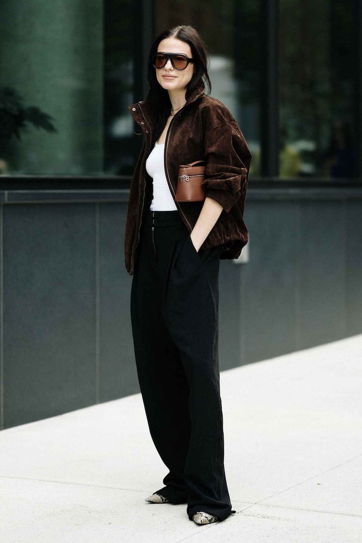 画像: 秋を感じるアウターと小物が好作用