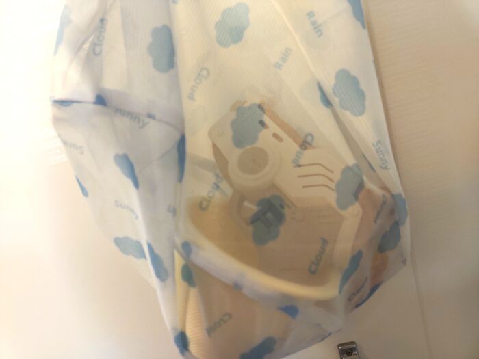 ファスナーが壊れても穴あきでも捨てないで！「洗濯ネット」の意外な再利用アイデア♪