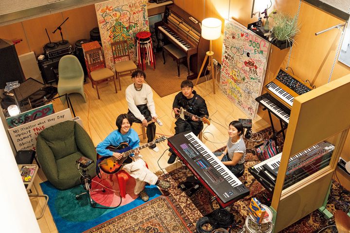 地下のスタジオ