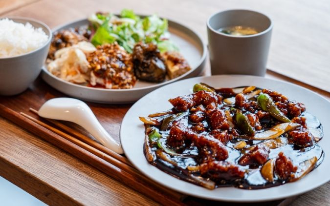 凛丹 toiet 黒酢スブタ定食