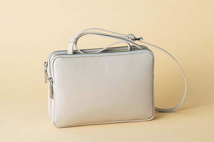 コーデが一気に引き締まる！デイリー使いできるレザーバッグ選