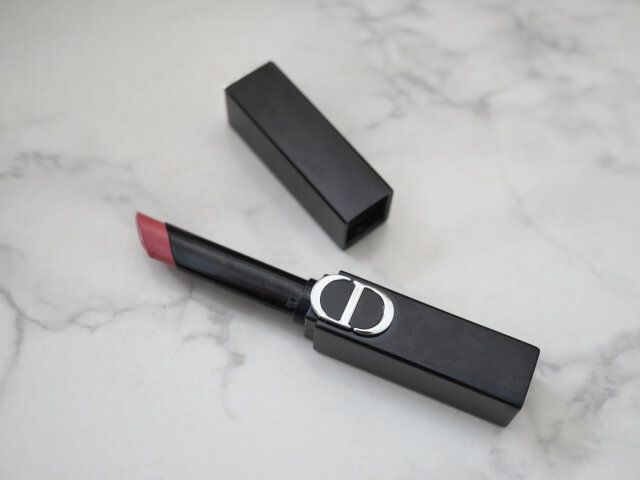 ディオール「ルージュ ディオール オン ステージ」120 アイコニック ローズ シャイン