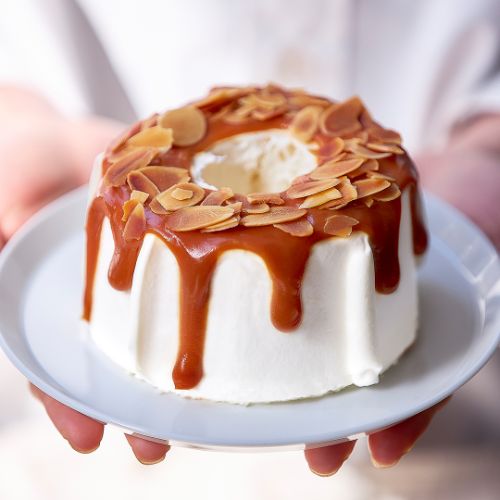 生キャラメルシフォンケーキ専門店「MERCER bis」のシグネチャー、おひとり様サイズの「生キャラメルシフォンケーキ」