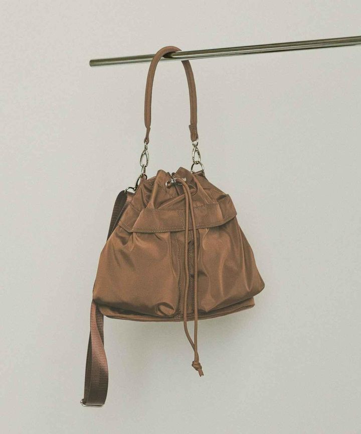 画像1: 出典：and ST