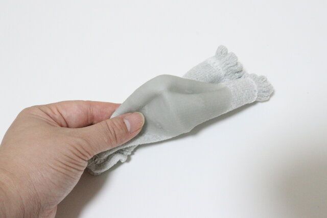 おうちケアシェニールオープントゥソックス（かかとジェル） 素材