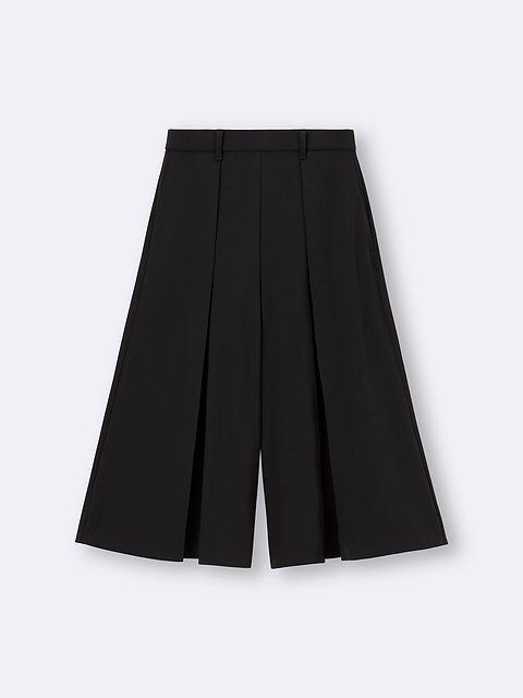 GUのドレープキュロッツ