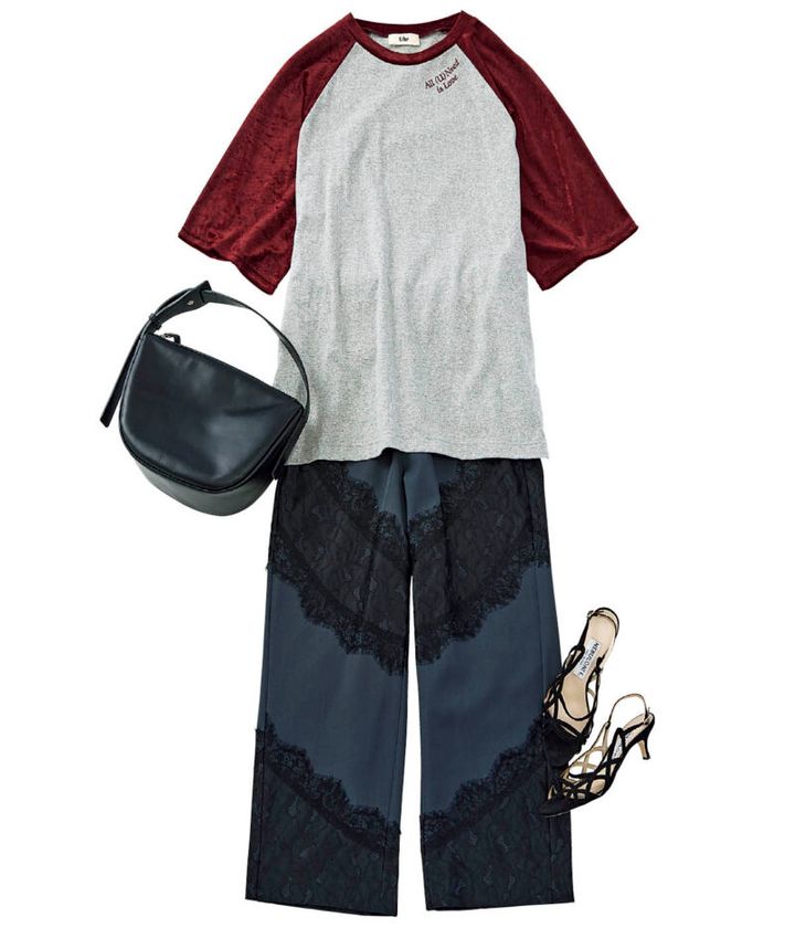 パンツ￥12,100（ヤエ／アンティローザ） Tシャツ￥16,500（ウーア／シップス インフォメーションセンター） バッグ￥80,300（土屋鞄／土屋鞄製造所） サンダル￥79,200（ネブローニ／ピモンテ）