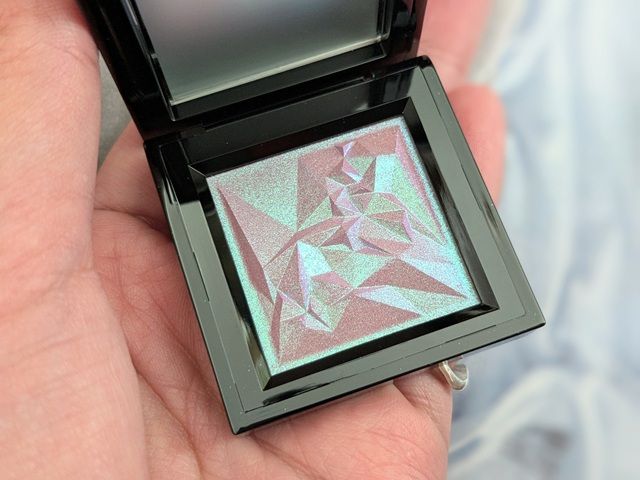 クラッシュド ジェムの写真