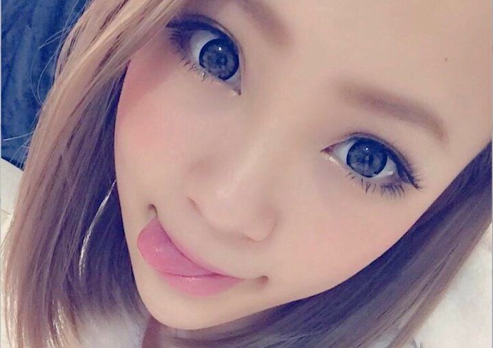 【写真・画像】16歳で妊娠した美人ギャル、当時の写真に驚きの声「すごい笑顔で…」 1枚目