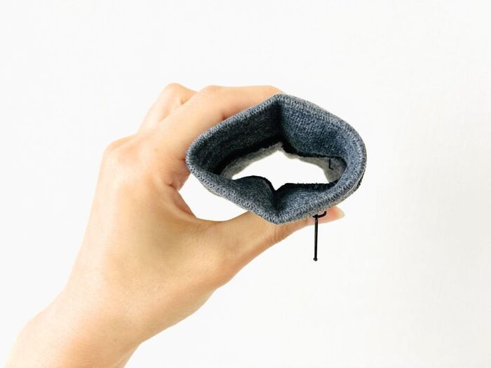 【セリア】小物入れ？かと思いきや…使い方に度肝を抜かれた。バッグどころかポケットもいらないかも～！