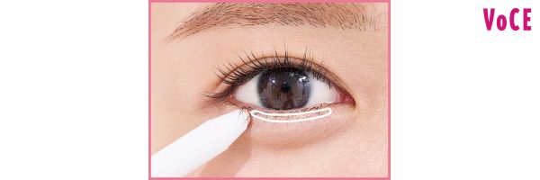 ハイライトは目頭と目尻を抜くのが、ぷっくり感の秘訣