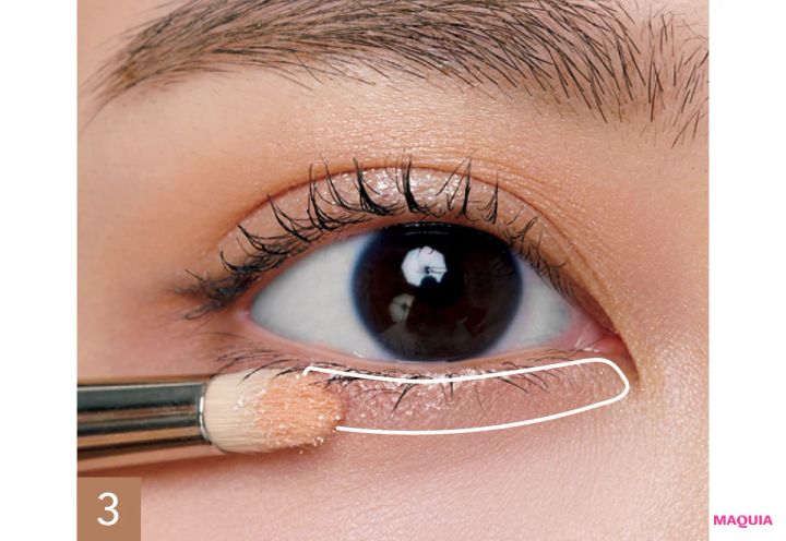 アイメイク 二重 長井かおり 下まぶたに陰影を