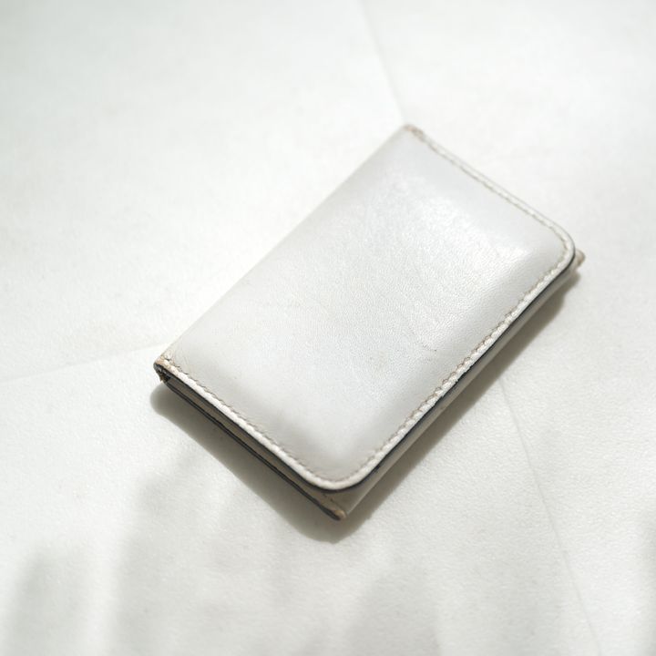 自作の白いカードケース