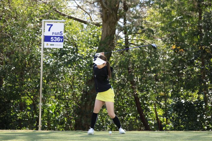 女子プロ3人の飛ばしメカニズムを解説！クラブを「走らせて飛ばす」
