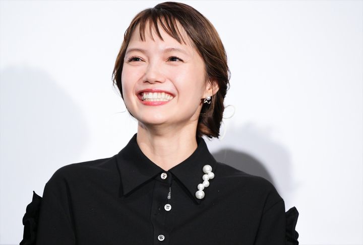 宮崎あおい、ドラマ『ちょっとだけエスパー』制作発表記者会見に登場 クランクイン！ width=