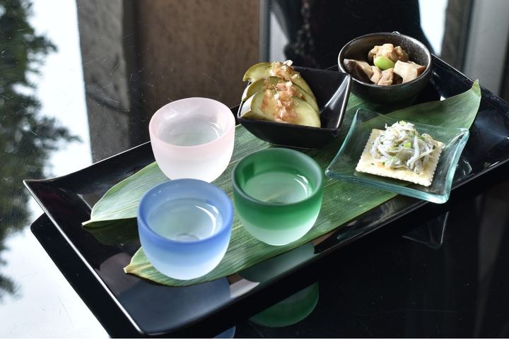 日本酒3種とお料理のセット