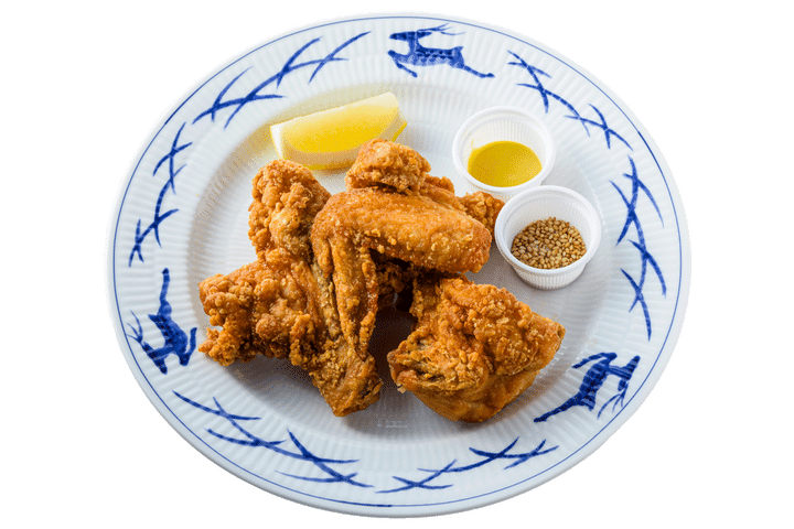 〈三笠会館〉の「骨付き鶏唐揚げ」