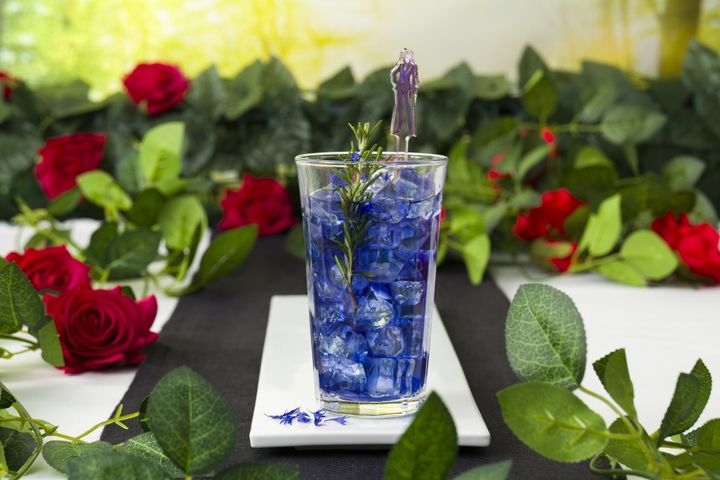 ＜ポムフィオーレ寮＞フラワーバタフライピーティー