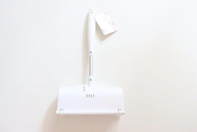 ダイソー ケース一体式粘着クリーナー パッケージ