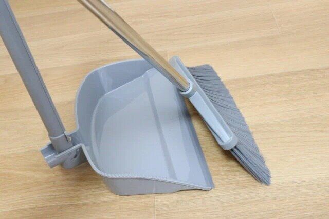 ダイソー ステンレスほうきセット