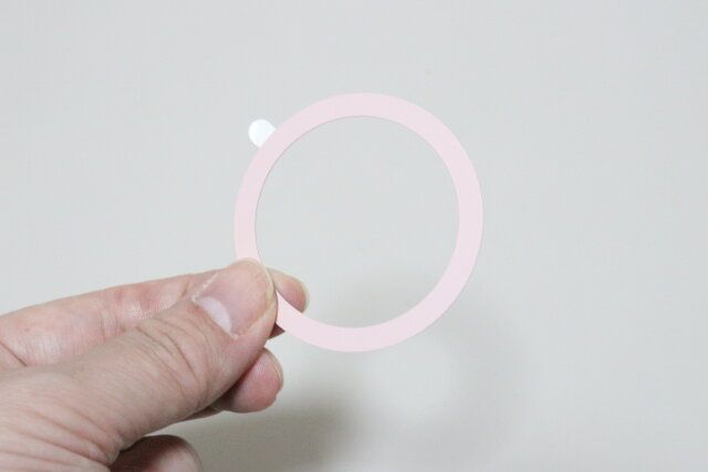 MagSafe対応ステッカー丸形ピンク カラー