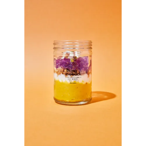 東京・下北沢のサステナブルな地域コミュニティ「みんな商店」のハロウィン限定スイーツ「腸活フルーツパフェ かぼちゃとレアチーズ」