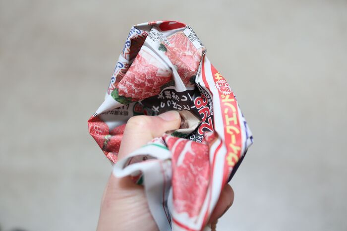 そのチラシ、捨てたらもったいない！家じゅうで使える意外な再利用ワザ