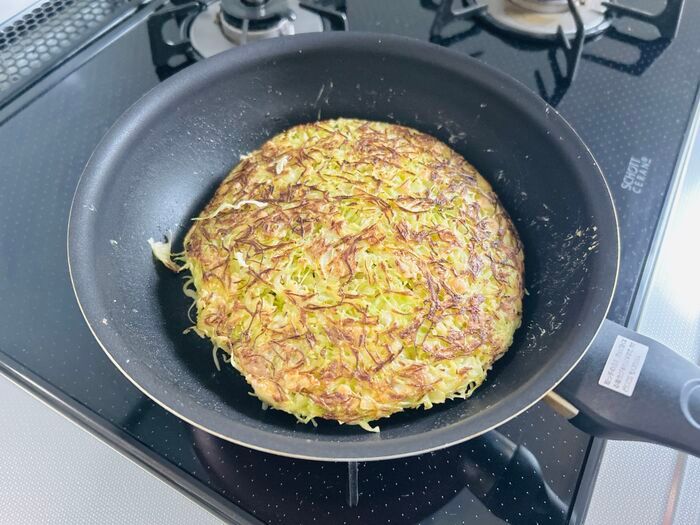 袋入り「千切りキャベツ」でメインおかずができちゃった！洗い物ほぼゼロでラクチン＆簡単すぎる～！