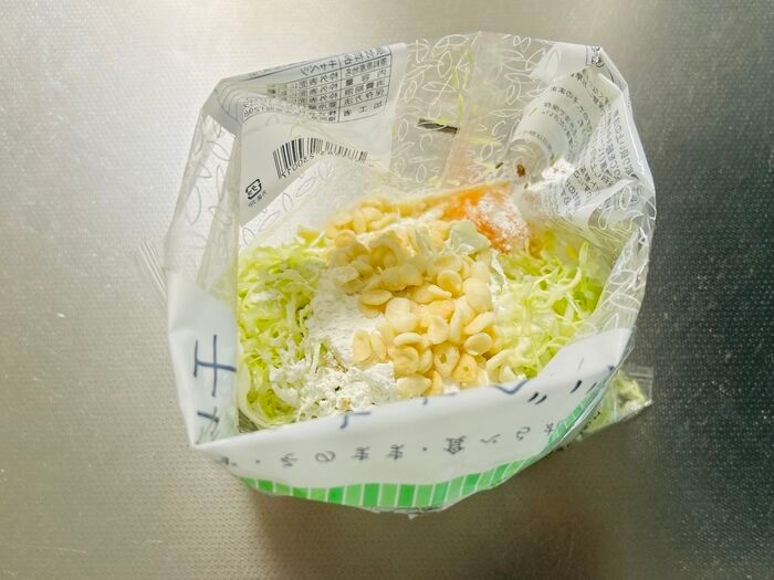 袋入り「千切りキャベツ」でメインおかずができちゃった！洗い物ほぼゼロでラクチン＆簡単すぎる～！