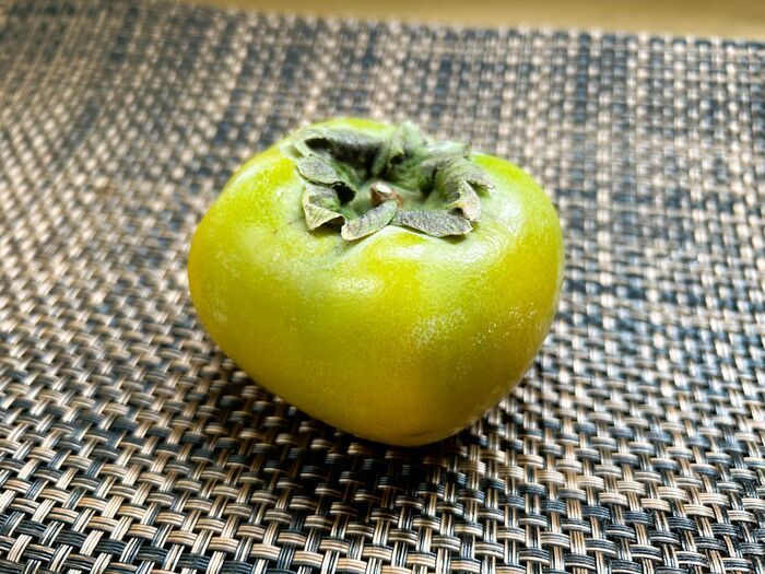 かたくて残念な柿がとろとろ＆あま～い柿に大変身♡JAの裏ワザならたった20秒で追熟完了！