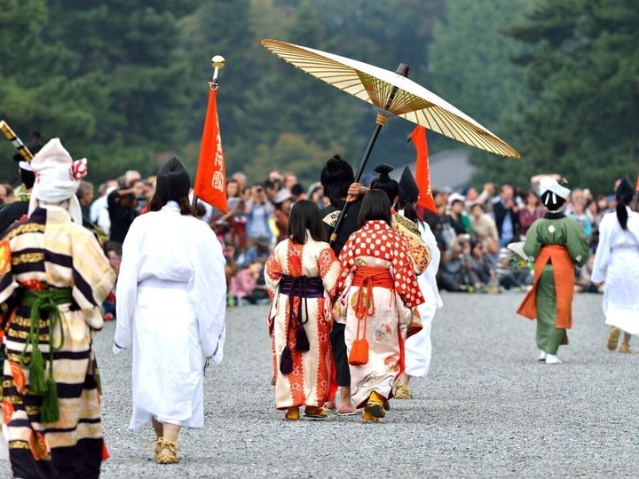 All About編集部は全国10～60代の男女237人を対象に「2025年秋のイベント」に関するアンケート調査を実施。「2025年秋に行きたい伝統的な秋祭り」ランキングを紹介します。※画像：PIXTA