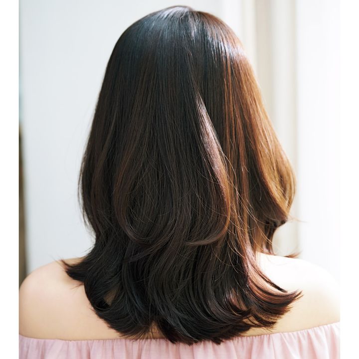 押切もえ ヘアカット後バック