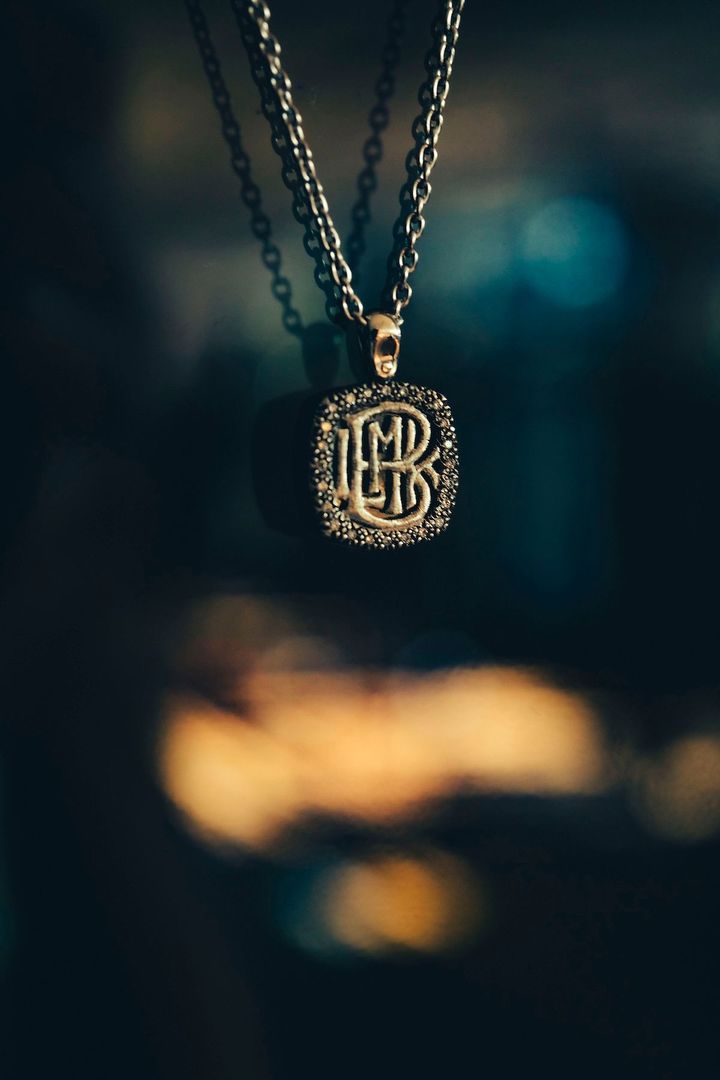 「ハム×ブラミンク」リング（SV）￥119,900 （SV×YG）￥259,600 （SV×PT×グレーダイヤモンド）￥302,500