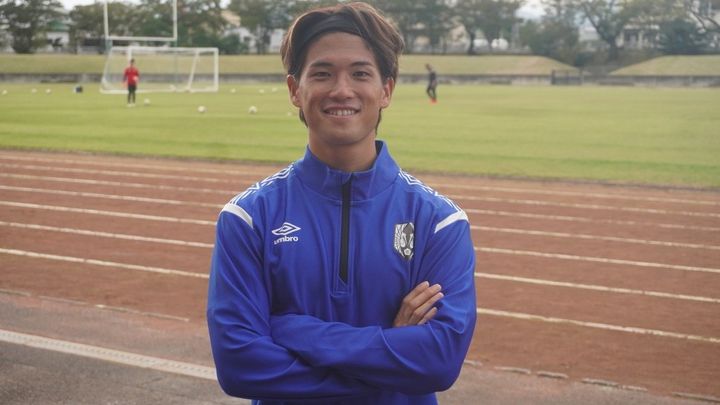 今夏加入のいわてグルージャ盛岡MF冨久田和真、キャッチコピーを胸にピッチを炊き上げる