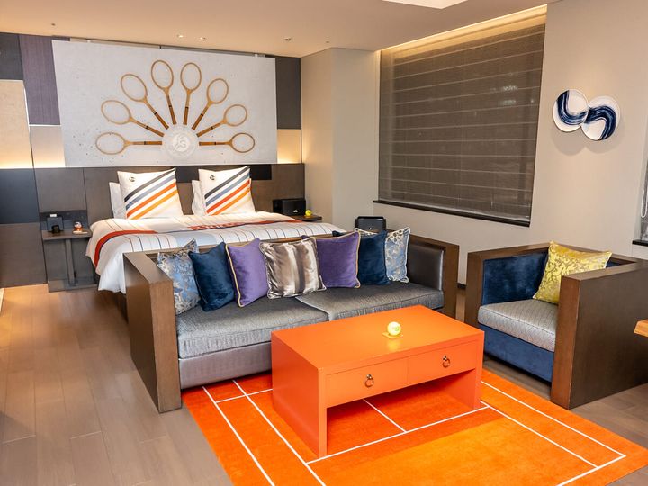 ローラン ギャロス × ALL Accor プルマン東京田町 スペシャルコラボレーションルーム2