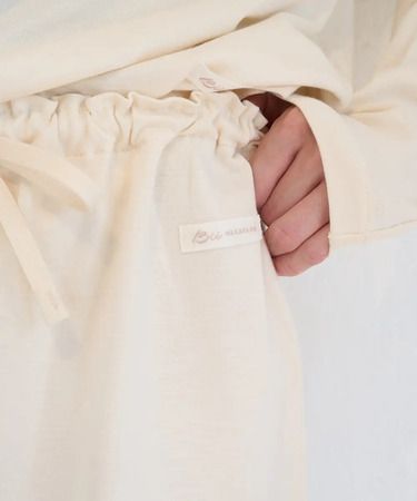 やわらかな着心地の保湿生地を使用した秋冬の新作パジャマ＆枕カバー、「Bii」より登場