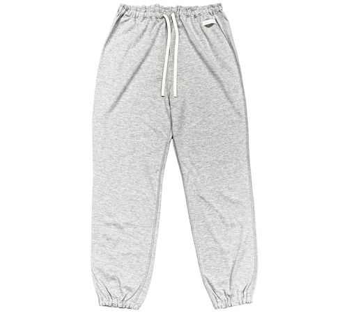 やわらかな着心地の保湿生地を使用した秋冬の新作パジャマ＆枕カバー、「Bii」より登場