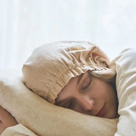 やわらかな着心地の保湿生地を使用した秋冬の新作パジャマ＆枕カバー、「Bii」より登場